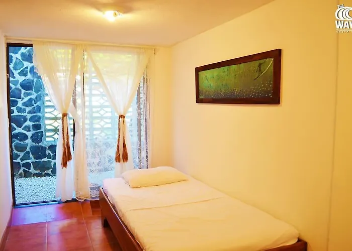 Hostel The Wave Nosara